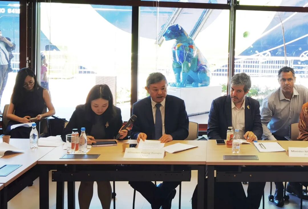 生态环境部部长黄润秋出席甲烷与其他非二氧化碳温室气体峰会并会见外方高级代表